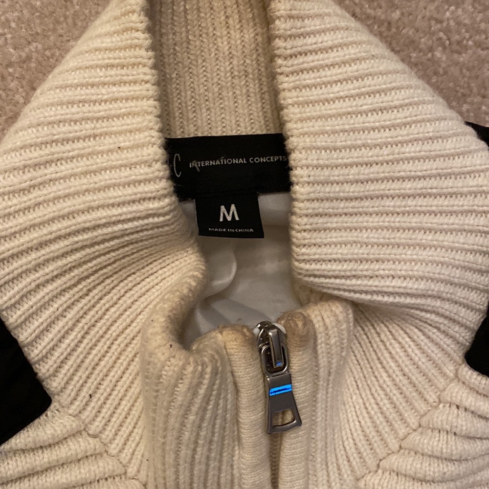 Sweater/Jacket - Picture 3 of 4